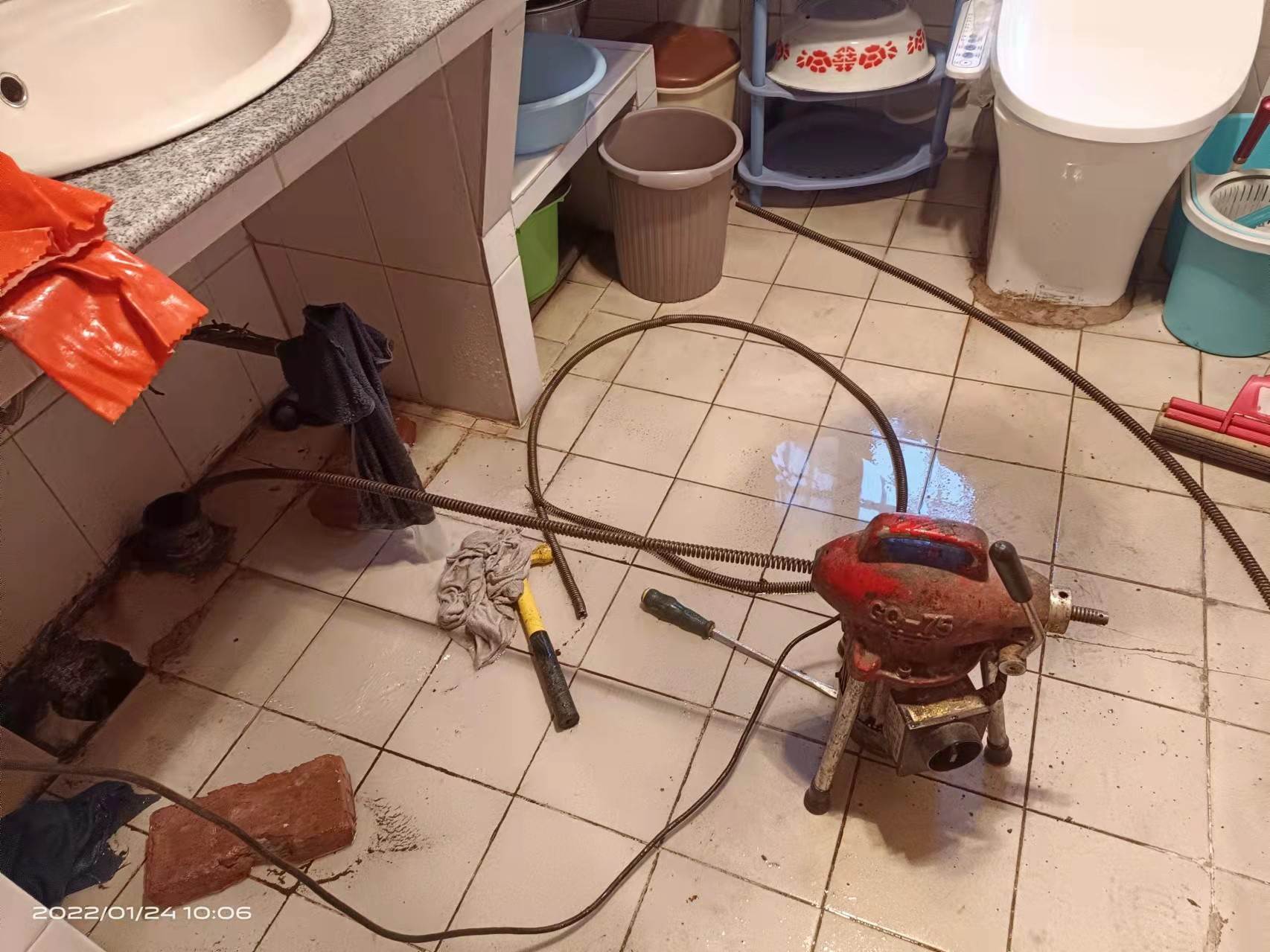 南桥镇疏通厨房下水道，地漏疏通