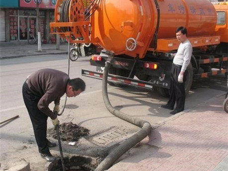 南桥镇清掏化粪池，健康生活从这里开始